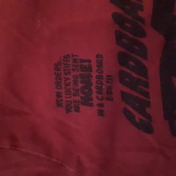 Cardboard Robot haunted by war red shirt sz small - Picture 3 of 7